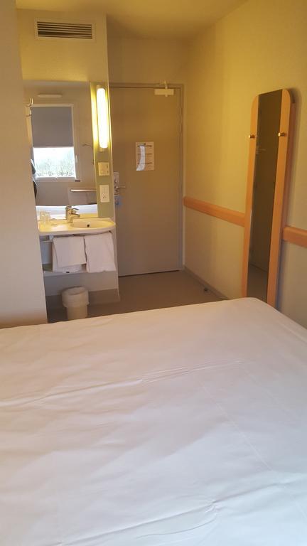 Ibis Budget Saint Gaudens Estancarbon Kültér fotó